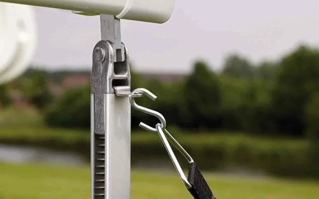 Kit Di Cinghie Laterali Thule Hold Down - Rinforzi Per Venti Forti 3 Kit Di Cinghie Laterali Thule Hold Down - Rinforzi Per Venti Forti